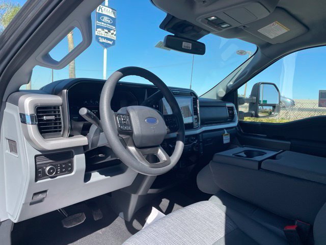 New 2026 Ford F250 XLT w/ XLT Premium Package AWD/4WD image 9