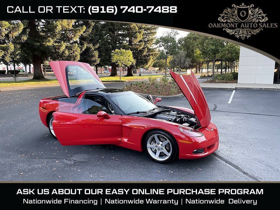 Used 2005 Chevrolet Corvette Coupe w/ Preferred Equipment Group RWD image 22