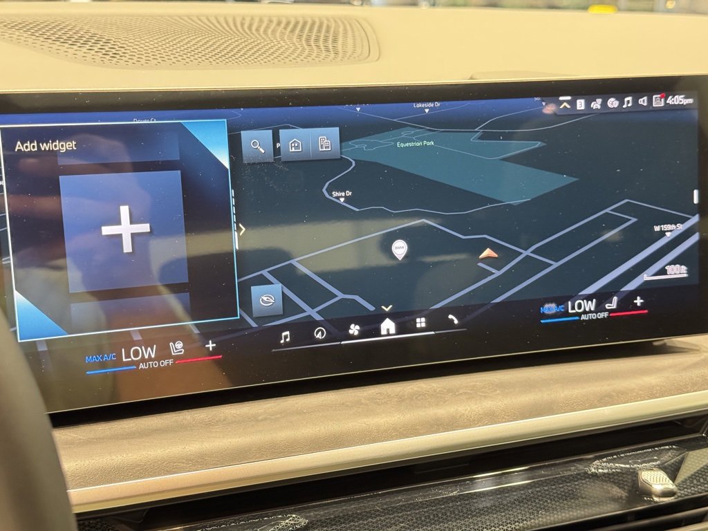 Used 2026 BMW X5 xDrive50e w/ Climate Comfort Package image 9