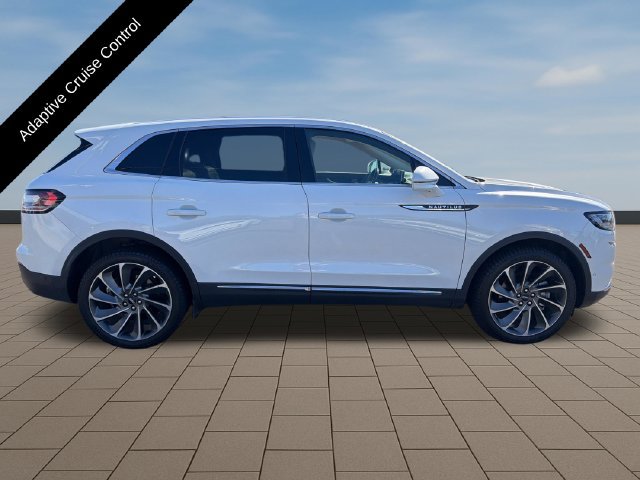Certified 2022 Lincoln Nautilus Reserve w/ Equipment Group 201A AWD/4WD image 8