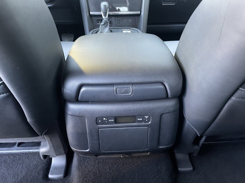 Certified 2024 Nissan Armada SV image 20