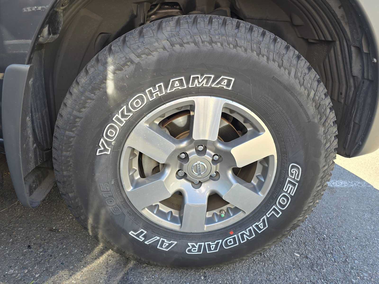Used 2012 Nissan Xterra PRO-4X w/ Pro-4x Leather Pkg AWD/4WD image 4
