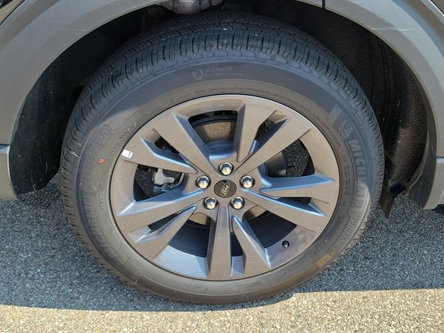 New 2026 Ford Explorer Active w/ Active Comfort Package AWD/4WD image 5