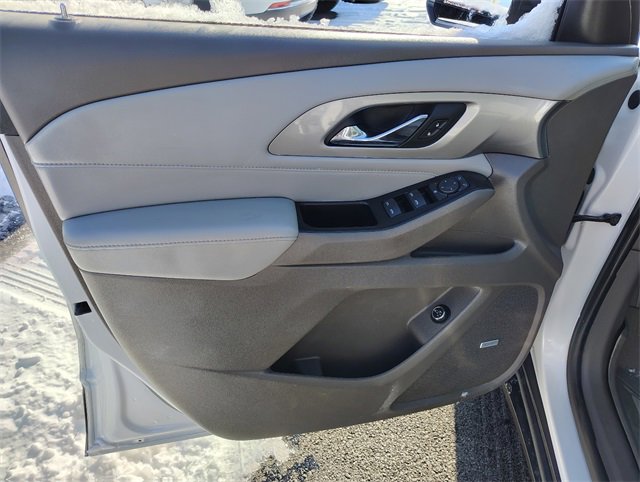 Used 2018 Chevrolet Traverse LT image 13