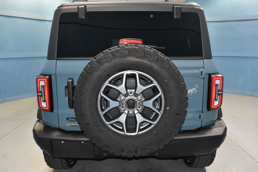 Used 2023 Ford Bronco Badlands image 27