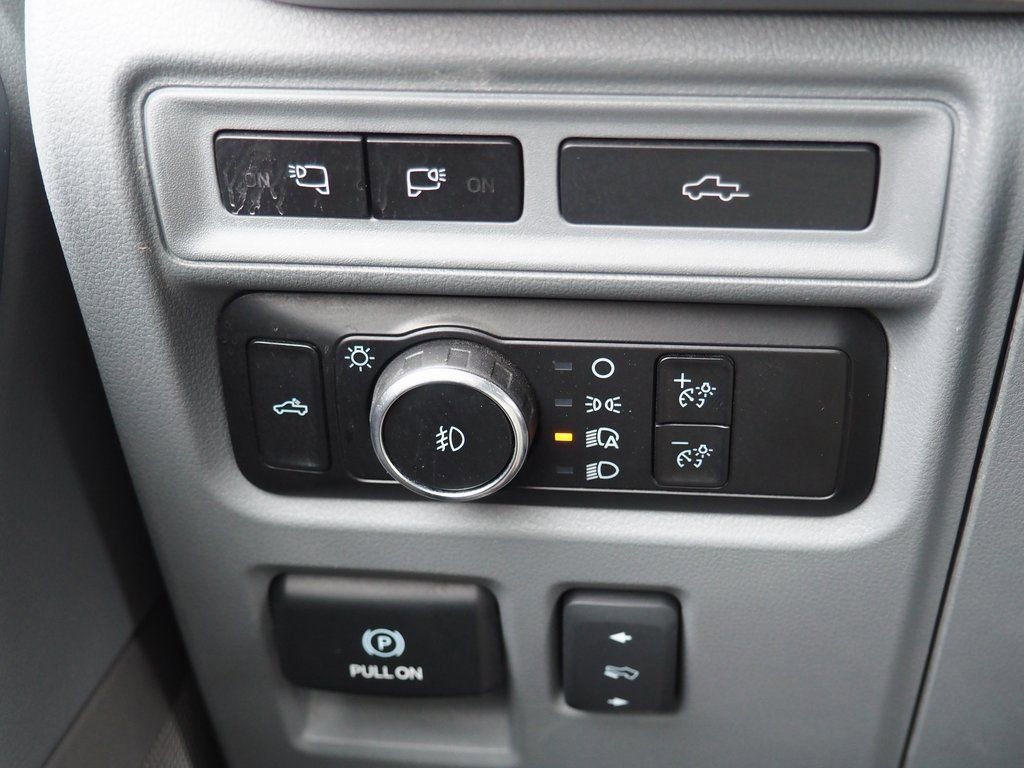 Used 2023 Ford F150 Lariat w/ Equipment Group 502A High image 26