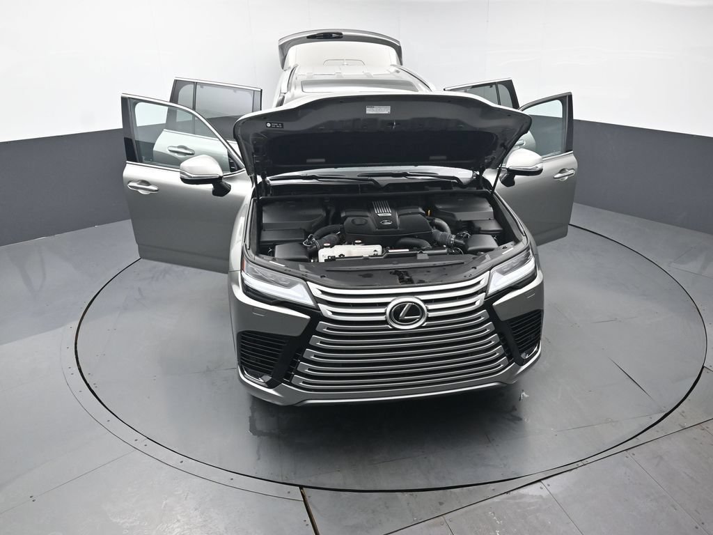 Used 2023 Lexus LX 600 4WD w/ Luxury Package image 59