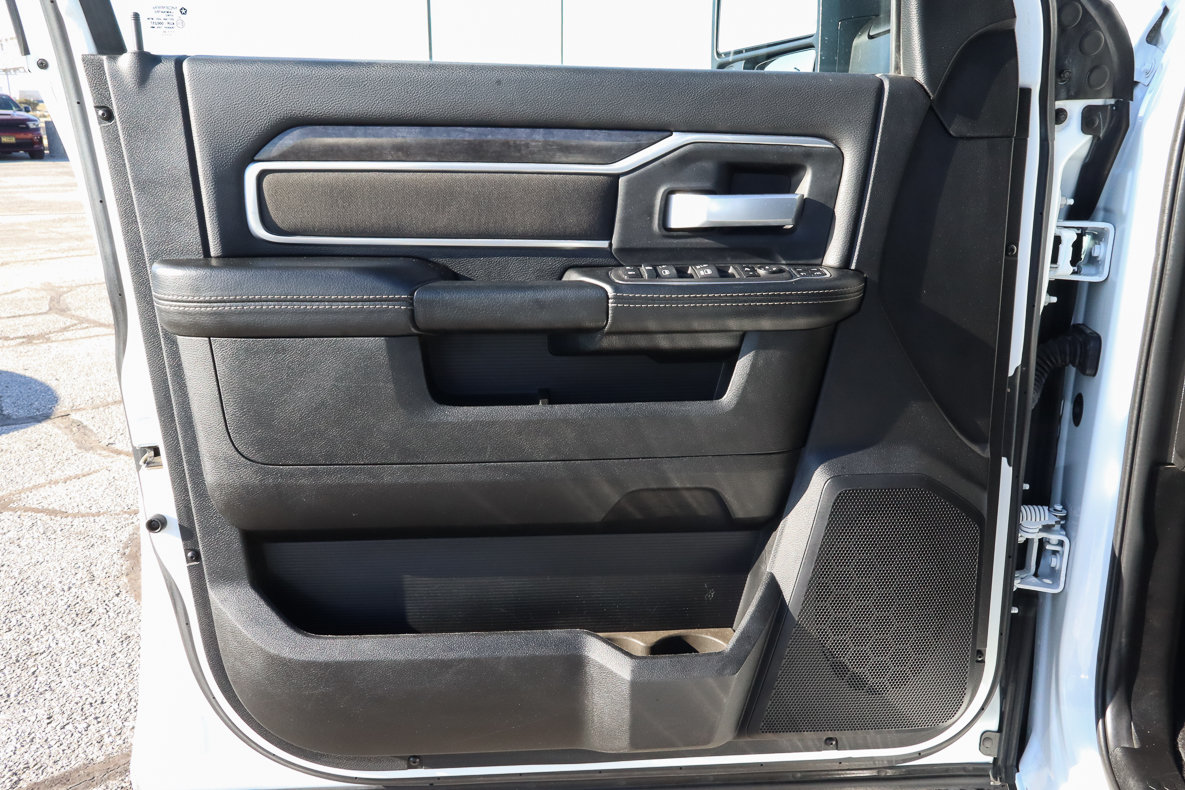 Used 2024 RAM 2500 Big Horn AWD/4WD image 16