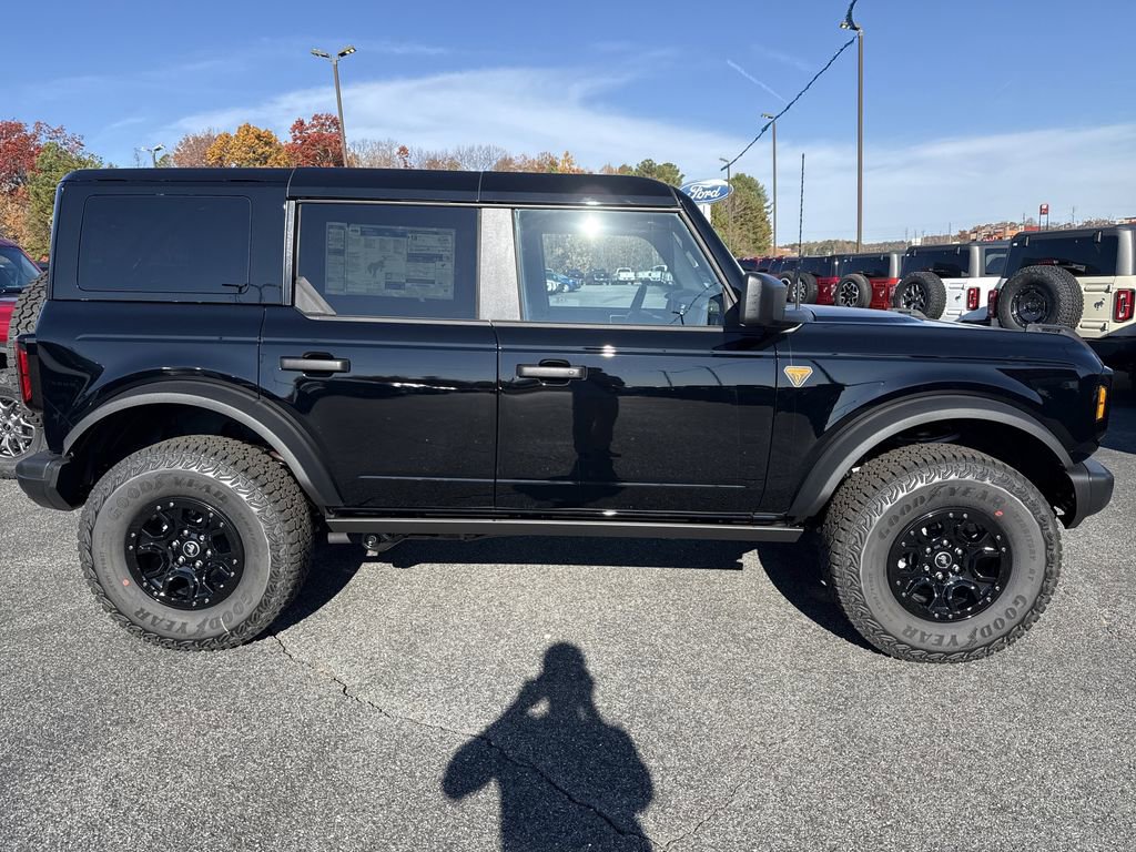 New 2025 Ford Bronco Badlands w/ Sasquatch Package image 8