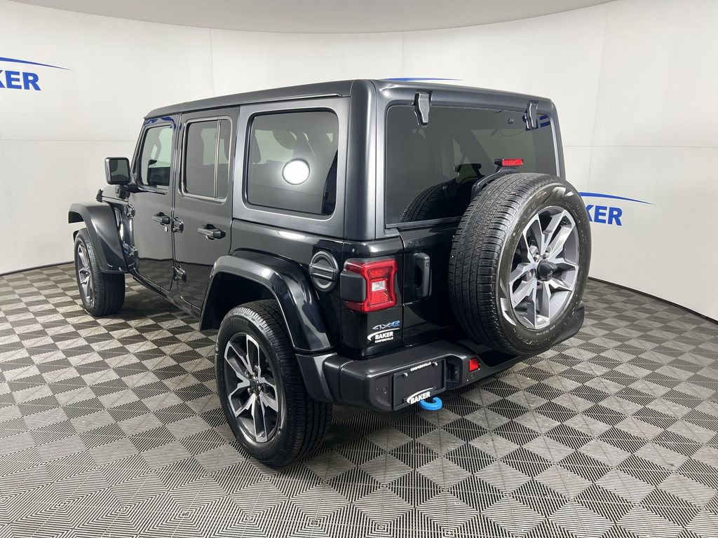 Used 2024 Jeep Wrangler Unlimited w/ Convenience Group image 7