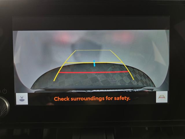 Used 2025 Toyota RAV4 LE FWD image 18