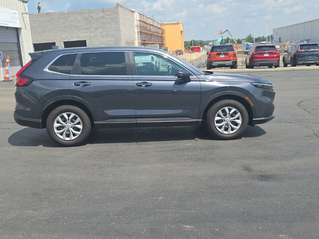 Used 2025 Honda CR-V LX image 10