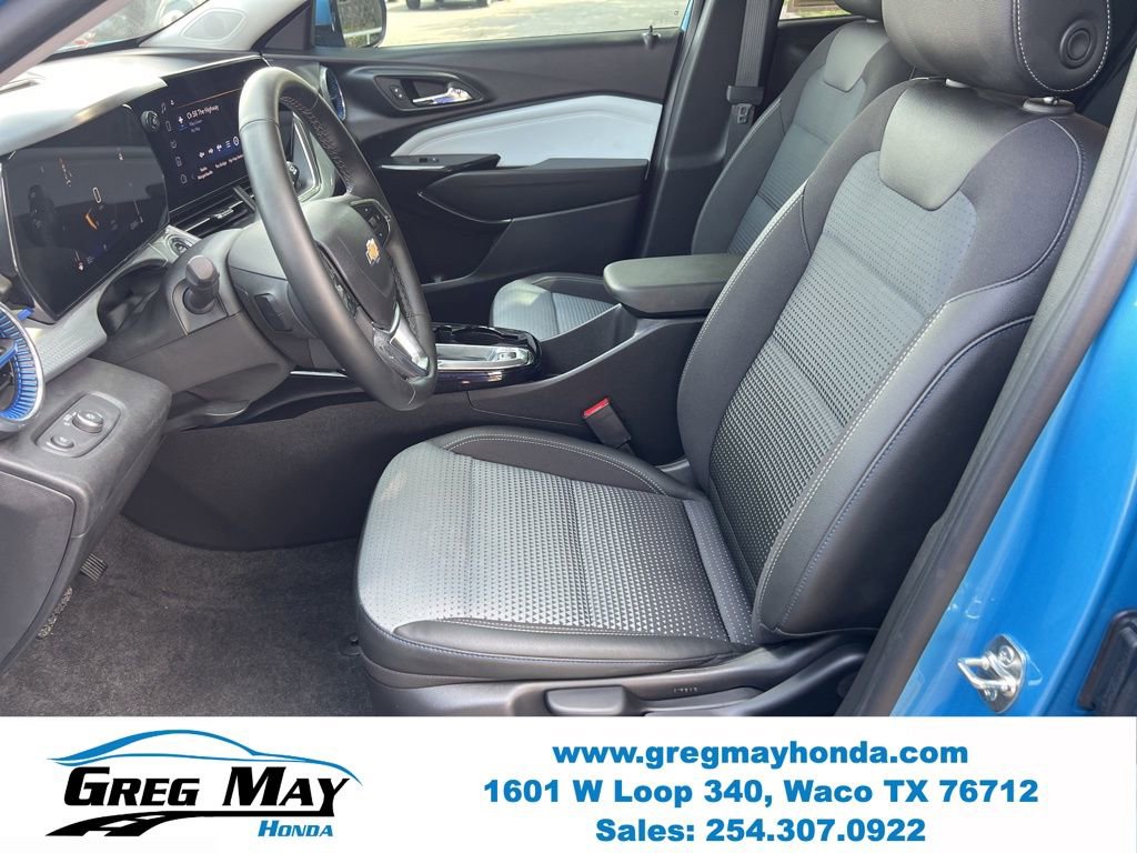 Used 2026 Chevrolet Trax LT w/ Driver Confidence Package FWD image 22
