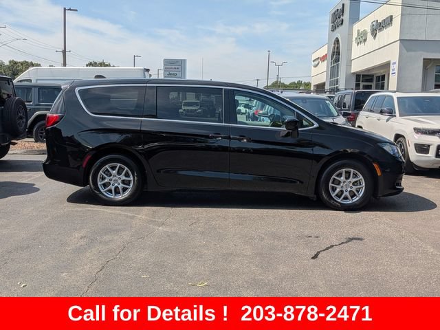 Certified 2024 Chrysler Voyager LX FWD image 2