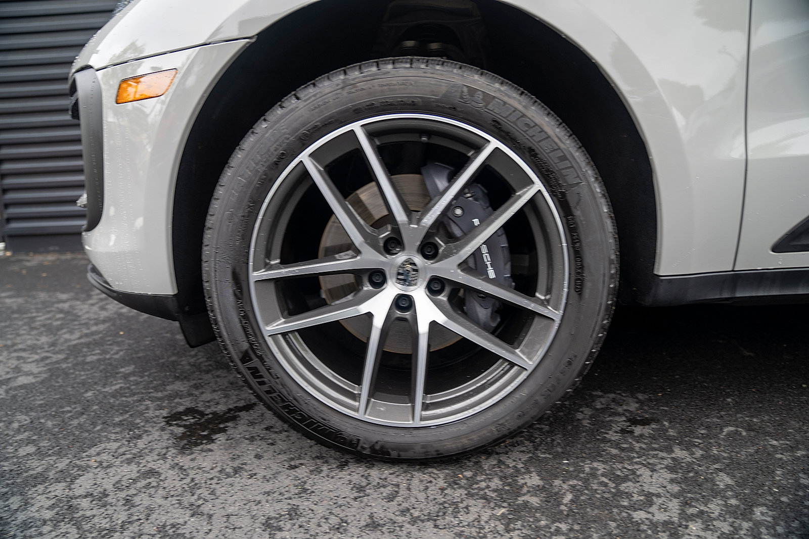 Certified 2026 Porsche Macan AWD/4WD image 23