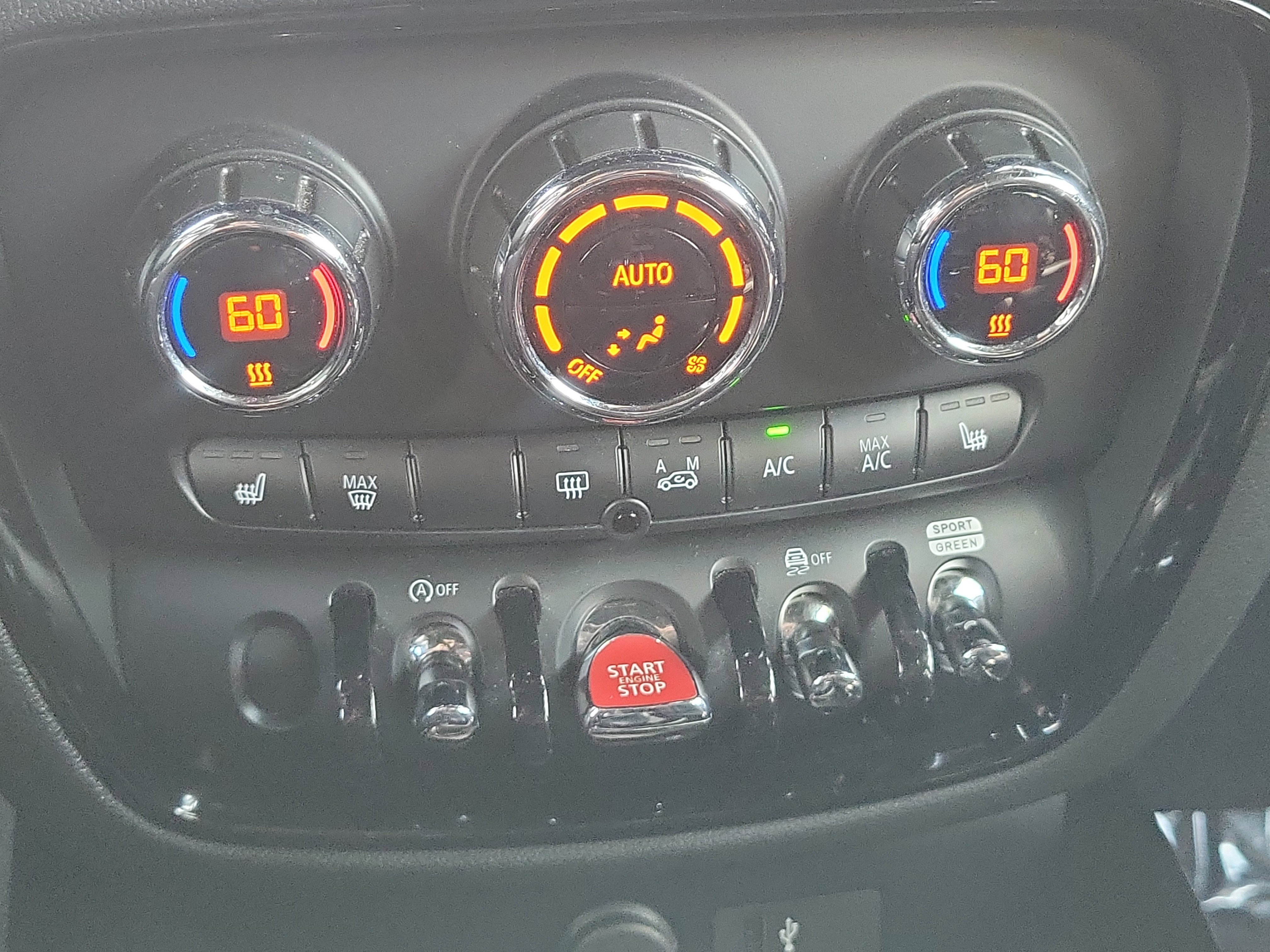 Used 2022 MINI Cooper Clubman S FWD image 30