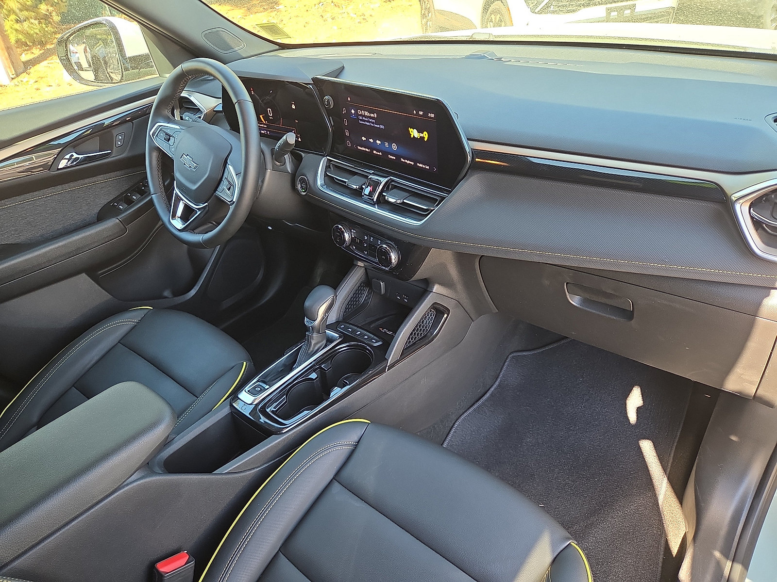 Used 2024 Chevrolet TrailBlazer ACTIV w/ Convenience Package AWD/4WD image 18
