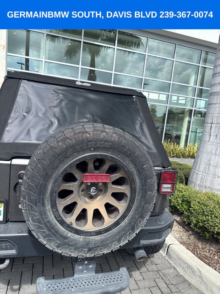 Used 2018 Jeep Wrangler Unlimited Sport AWD/4WD image 5