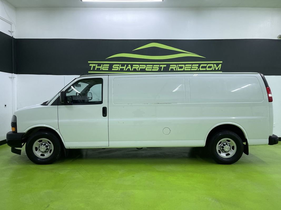 Used 2019 Chevrolet Express 3500 Extended w/ Driver Convenience Package image 6