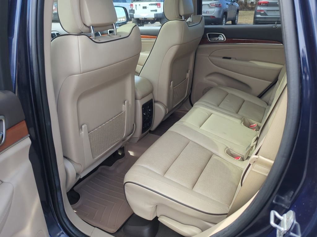 Used 2013 Jeep Grand Cherokee Overland w/ Advance Technology Group image 33
