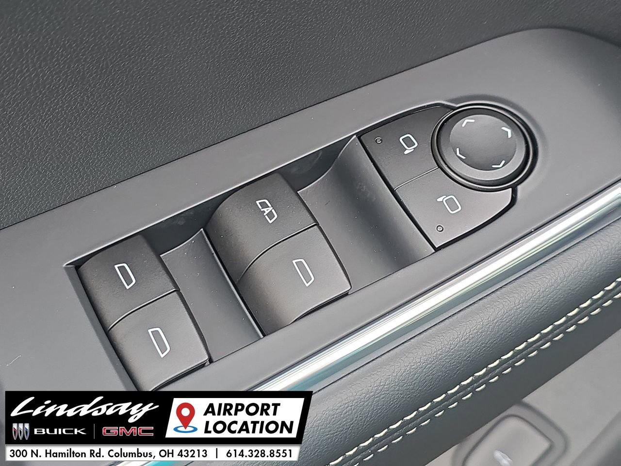 New 2026 GMC Acadia Elevation image 24