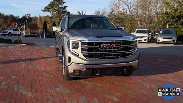 Used 2023 GMC Sierra 1500 SLT w/ SLT Premium Package image 4
