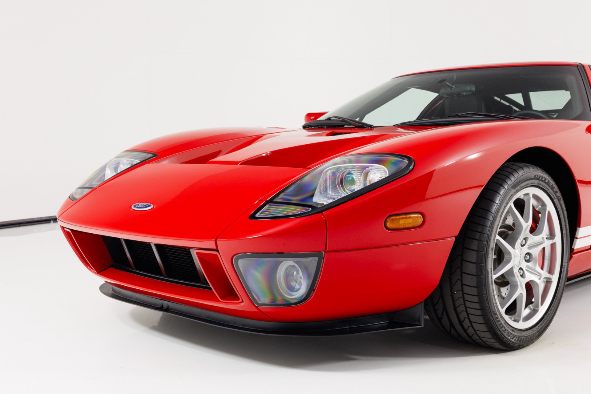 Used 2006 Ford GT RWD image 67