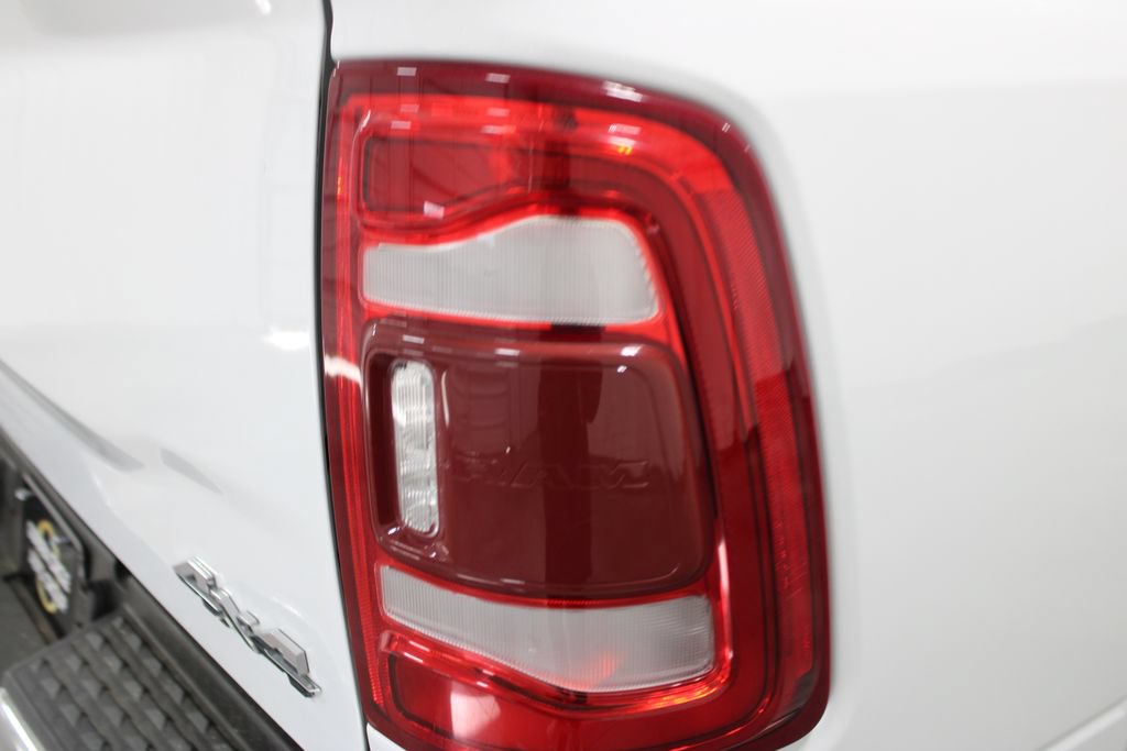 Used 2024 RAM 2500 Tradesman w/ Chrome Appearance Group AWD/4WD image 17