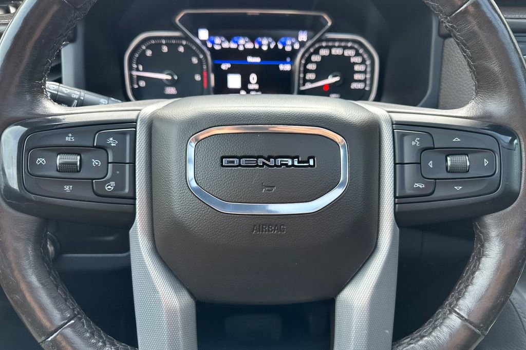 Used 2021 GMC Yukon XL Denali image 25