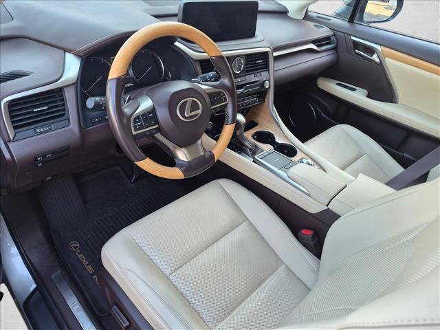 Used 2020 Lexus RX 350L Premium w/ Premium Package AWD/4WD image 9