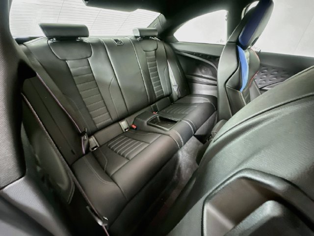 Used 2024 BMW M2 w/ Lighting Package RWD image 9