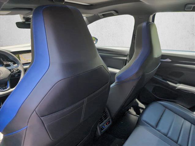 Used 2024 Volkswagen Golf R AWD/4WD image 18