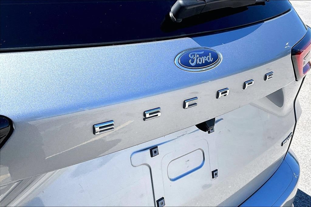 Certified 2024 Ford Escape ST-Line w/ Tech Pack #1 AWD/4WD image 8