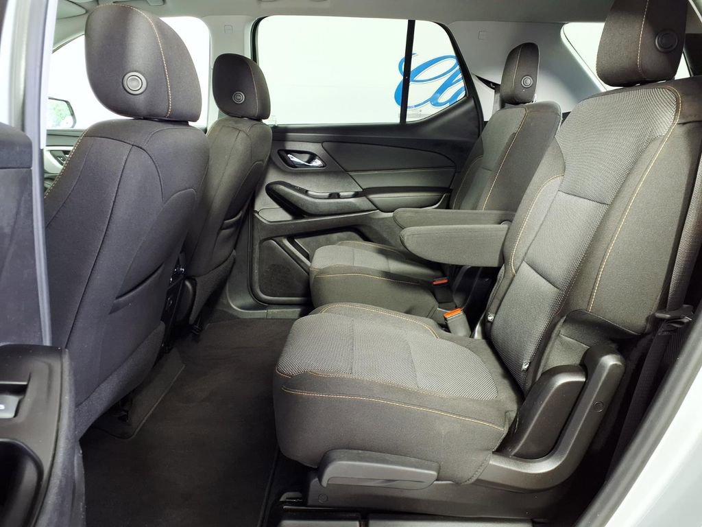 Used 2018 Chevrolet Traverse LT FWD image 8