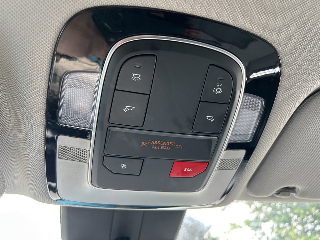 Used 2023 Hyundai Santa Fe SEL image 31