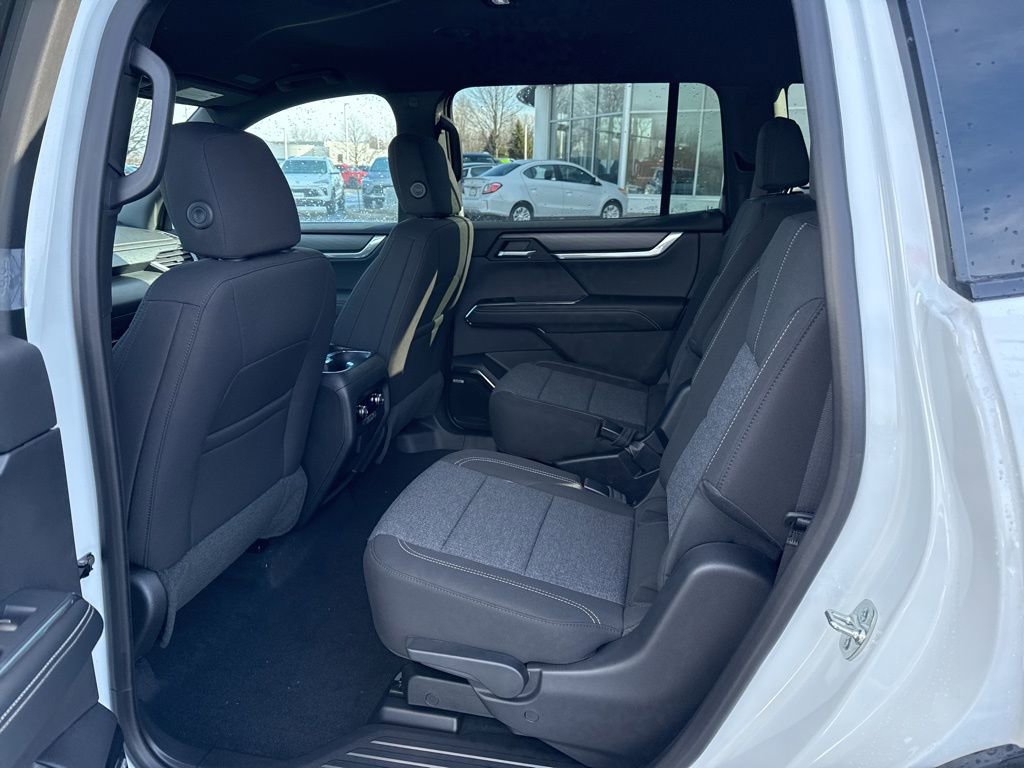 New 2026 GMC Acadia Elevation image 10