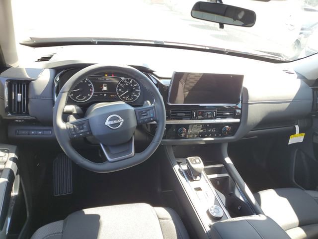 New 2026 Nissan Pathfinder SV image 12