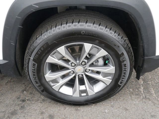 Used 2025 Chevrolet Equinox LT image 8