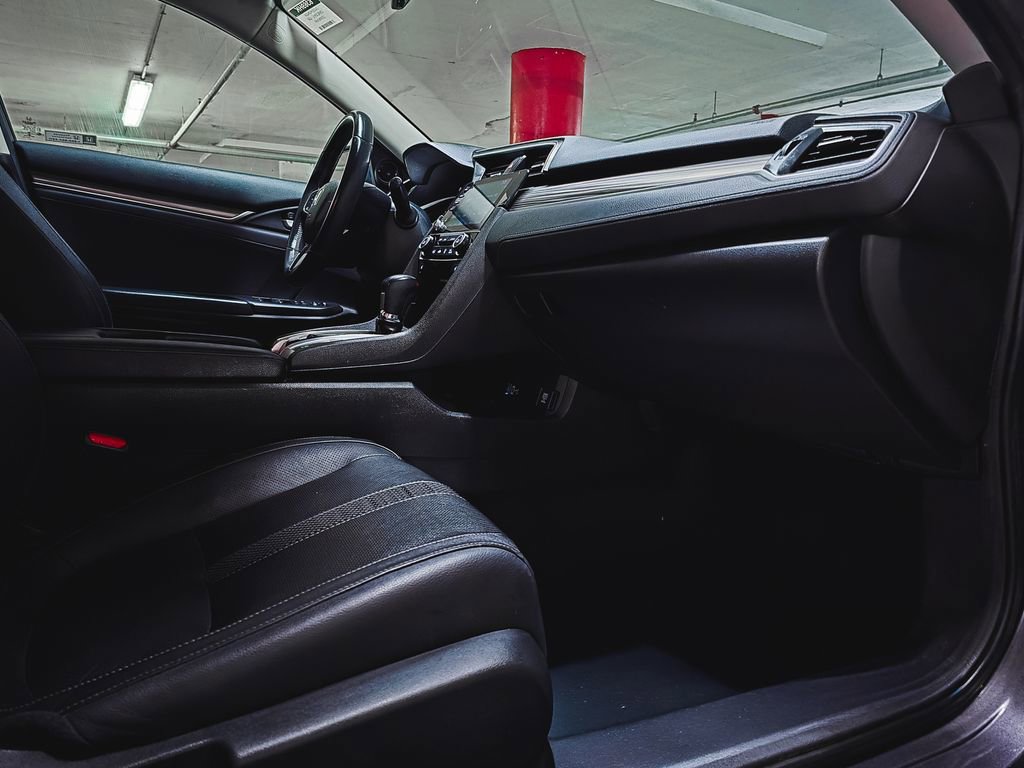 Used 2020 Honda Civic EX-L image 32