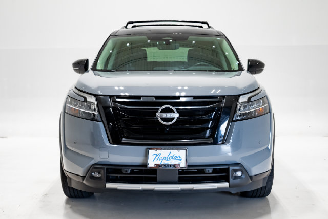 Used 2024 Nissan Pathfinder SL w/ SL Premium Package AWD/4WD image 4