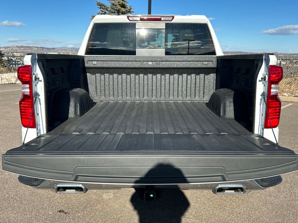 Used 2025 Chevrolet Silverado 1500 LT w/ Z71 Off-Road Package image 5