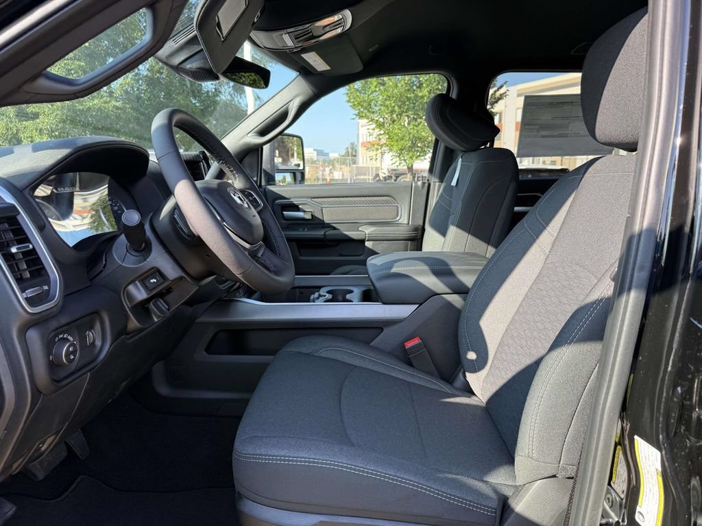 New 2026 RAM 3500 Big Horn AWD/4WD image 13