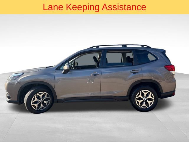 Used 2023 Subaru Forester Premium image 6