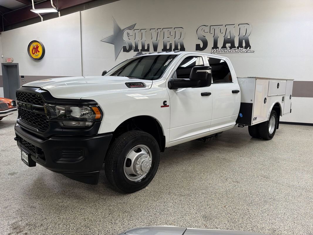 Used 2024 RAM 3500 Tradesman AWD/4WD image 2