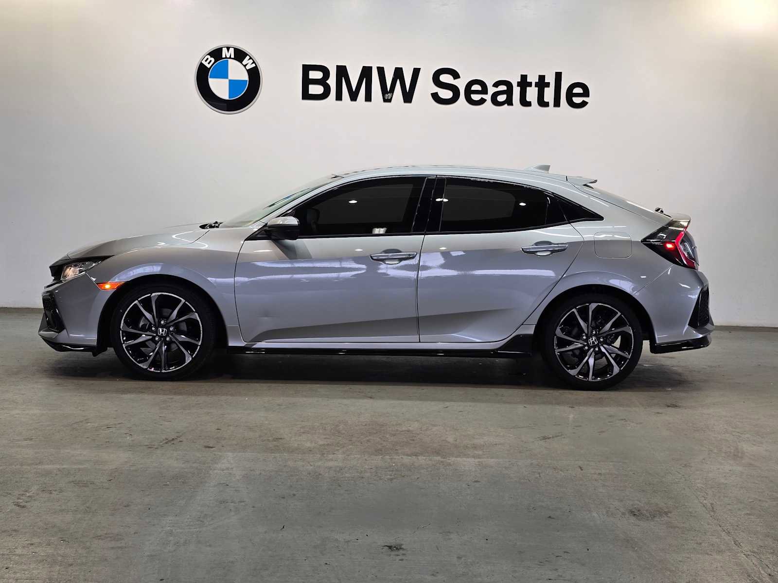 Used 2019 Honda Civic Sport image 3