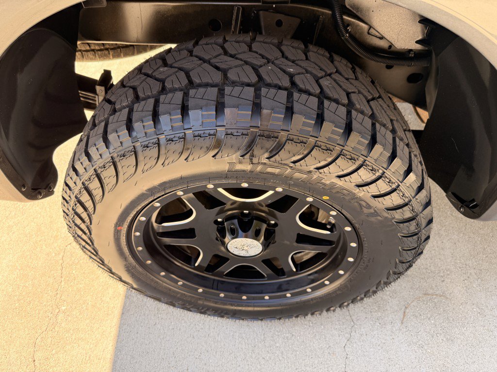 Used 2012 Nissan Titan SV image 20