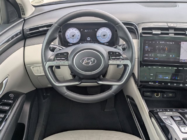 Used 2022 Hyundai Tucson Limited FWD image 34