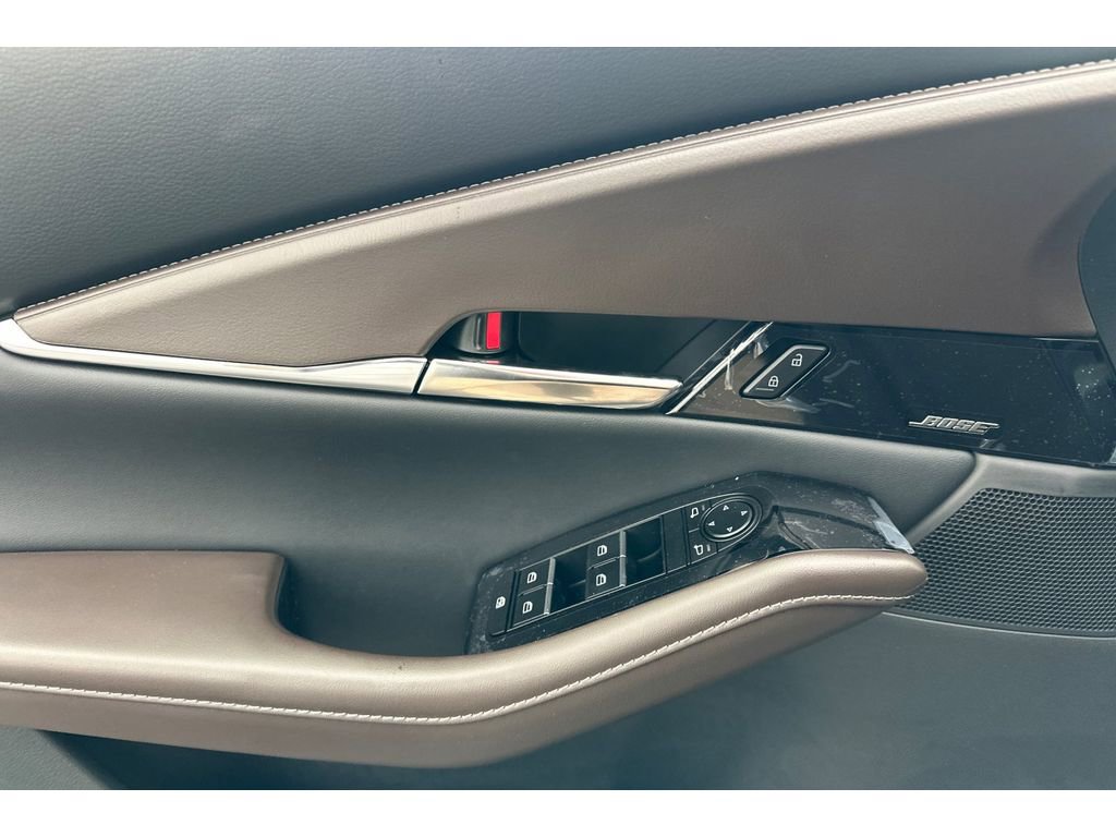 Certified 2025 MAZDA CX-30 2.5 Turbo w/ Premium Package image 10