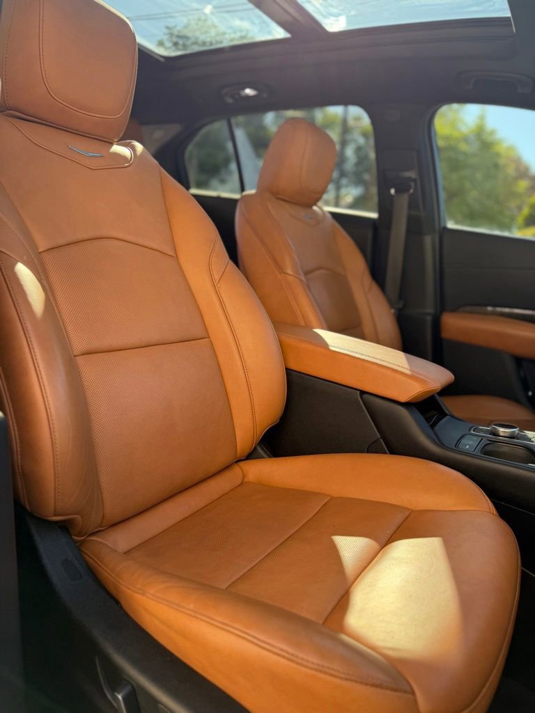 Used 2019 Cadillac XT4 Premium Luxury AWD/4WD image 18