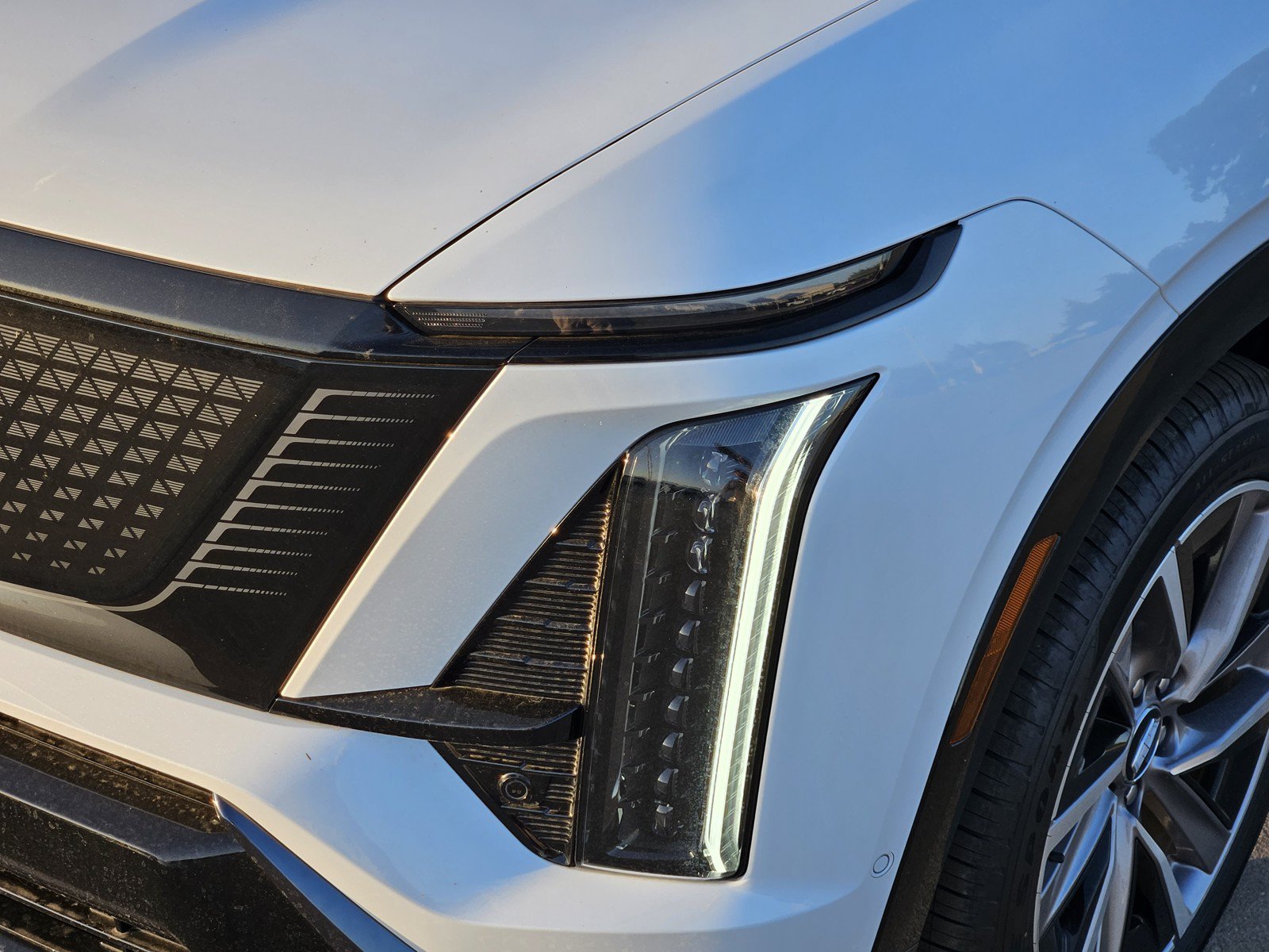 New 2027 Cadillac Vistiq Sport AWD/4WD image 5